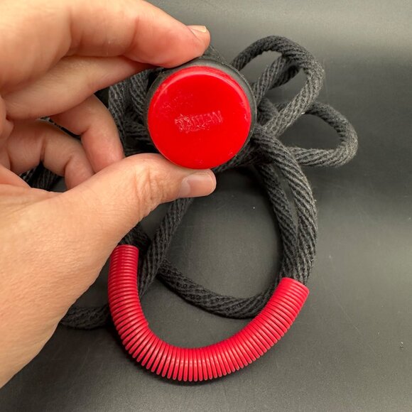 Vintage Jump Rope 9 Ft Winners Choice Black Red Cotton Rope Swivels 1980s Taiwan - Picture 7 of 10